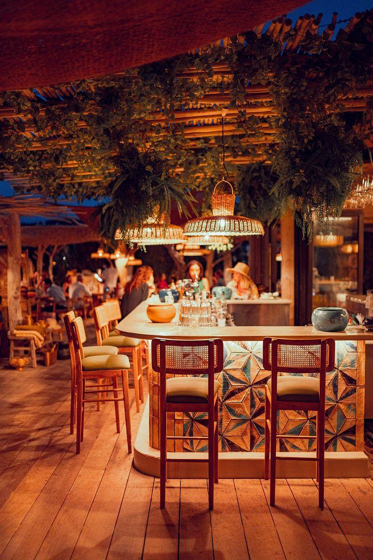 Mẫu thiết kế lounge beach bar & restaurant